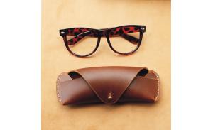 China factory direct wholesale best selling hand made folding leather sunglasses case